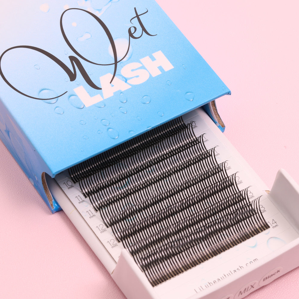 wet look lashes