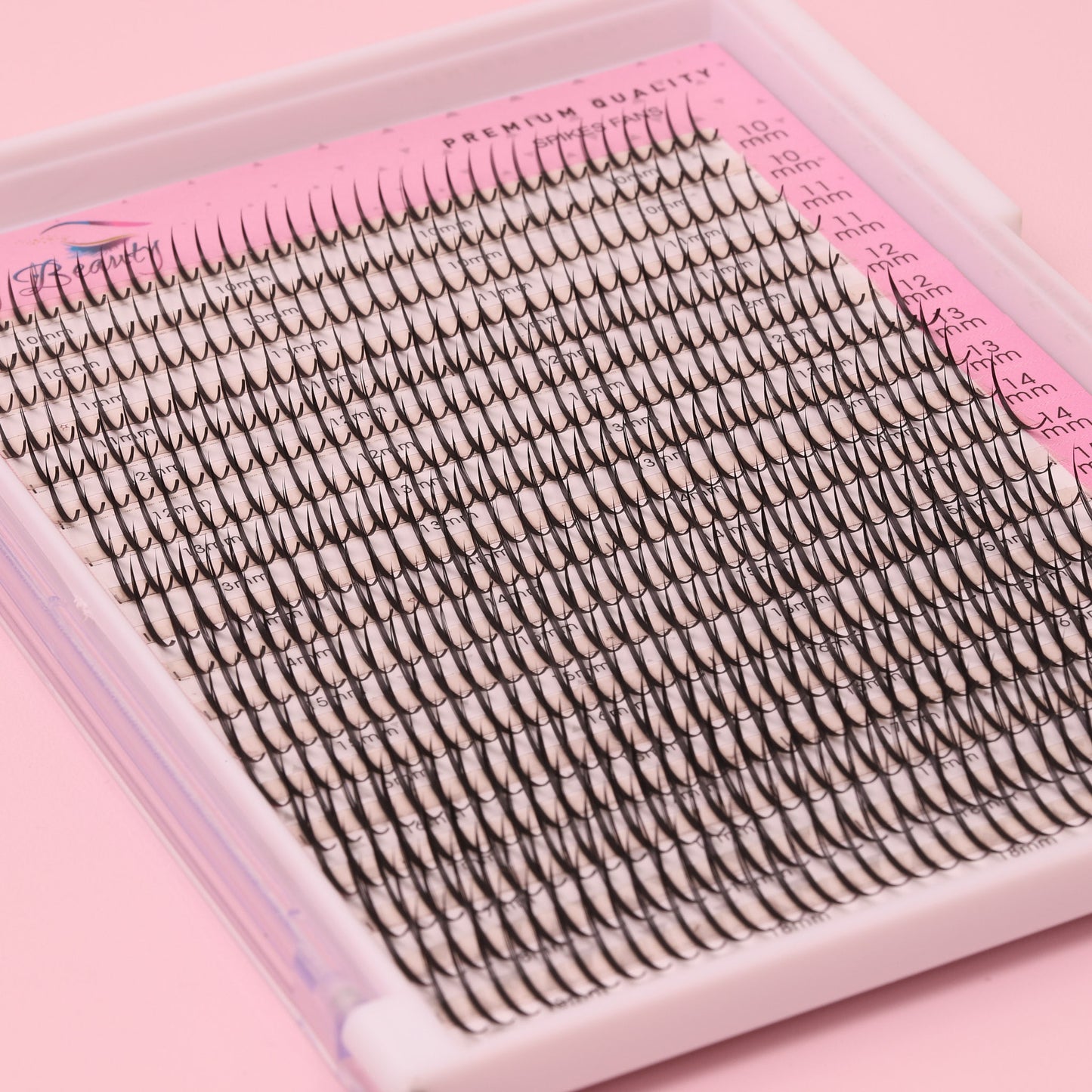 wispy lashes spike lashes